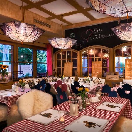 Zur Gluecklichen Kuh Hotel Oberstdorf Ngoại thất bức ảnh