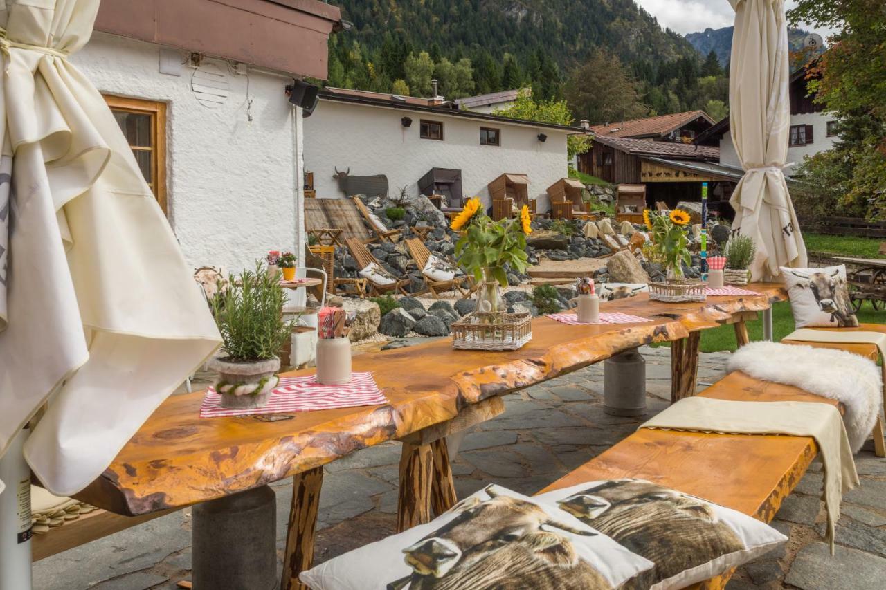 Zur Gluecklichen Kuh Hotel Oberstdorf Ngoại thất bức ảnh