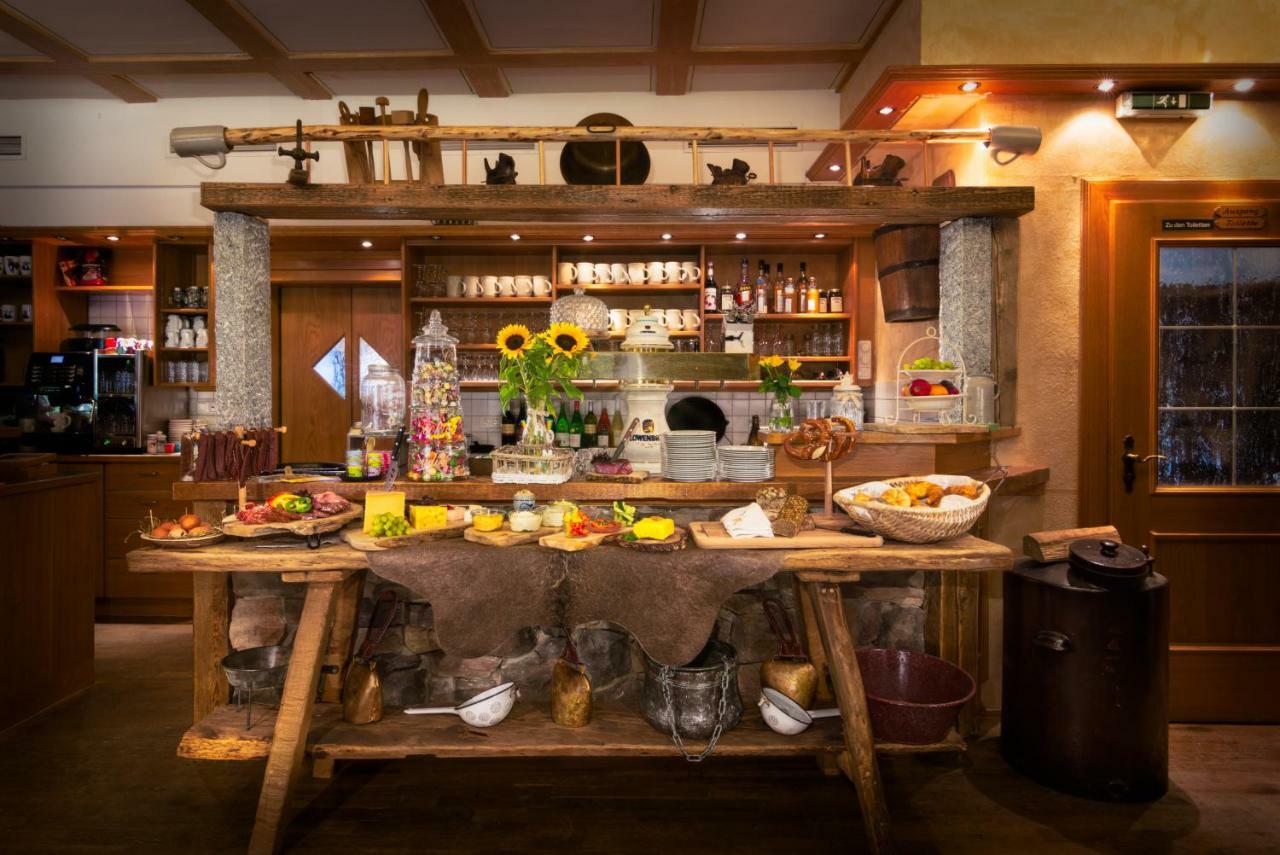 Zur Gluecklichen Kuh Hotel Oberstdorf Ngoại thất bức ảnh