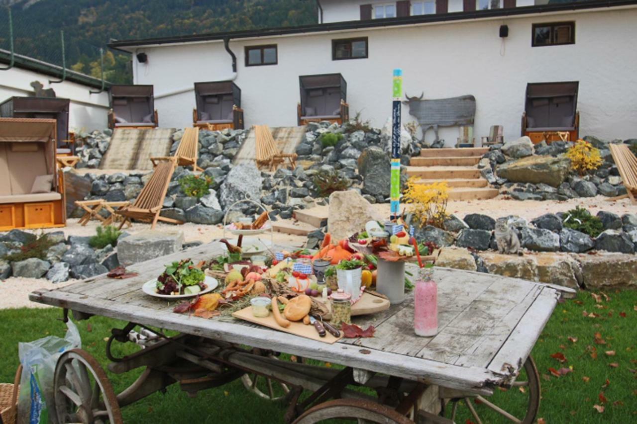 Zur Gluecklichen Kuh Hotel Oberstdorf Ngoại thất bức ảnh