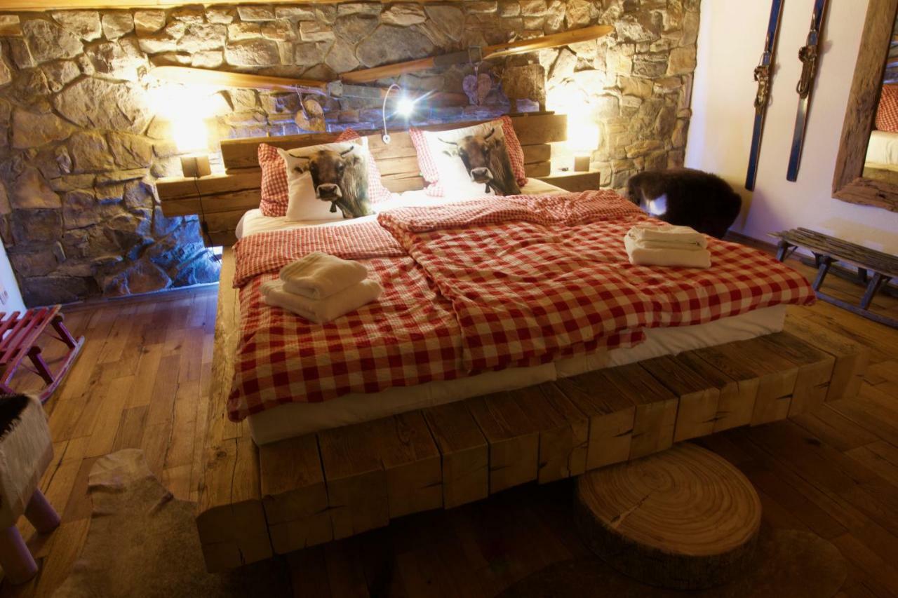 Zur Gluecklichen Kuh Hotel Oberstdorf Ngoại thất bức ảnh
